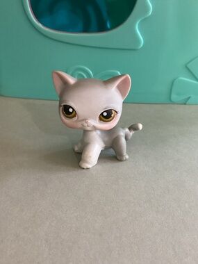 Littlest Pet Shop 2006 #138 Grey Shorthair Cat